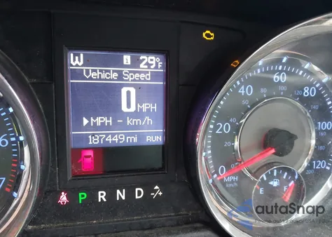 2015 Chrysler Town & Country Touring-L из США, поврежденный, VIN 2C4RC1CG0FR627681